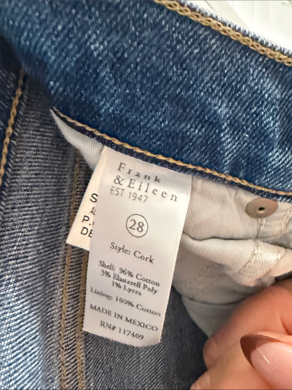 Dark Wash High-Rise Women’s Jeans - Classic Blue - Picture 4 of 5